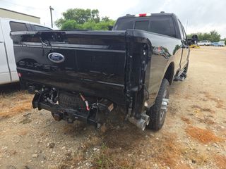 2025 Ford F-350 LARIAT - Primary Damage Right Image